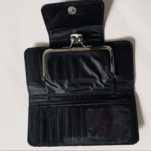 Black and silver Wallet - Picture 3 of 8